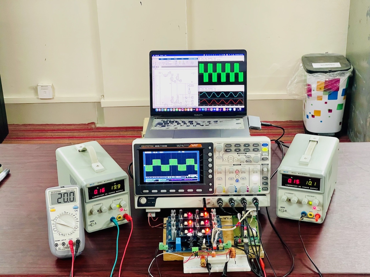 Single Phase Inverter Experiment